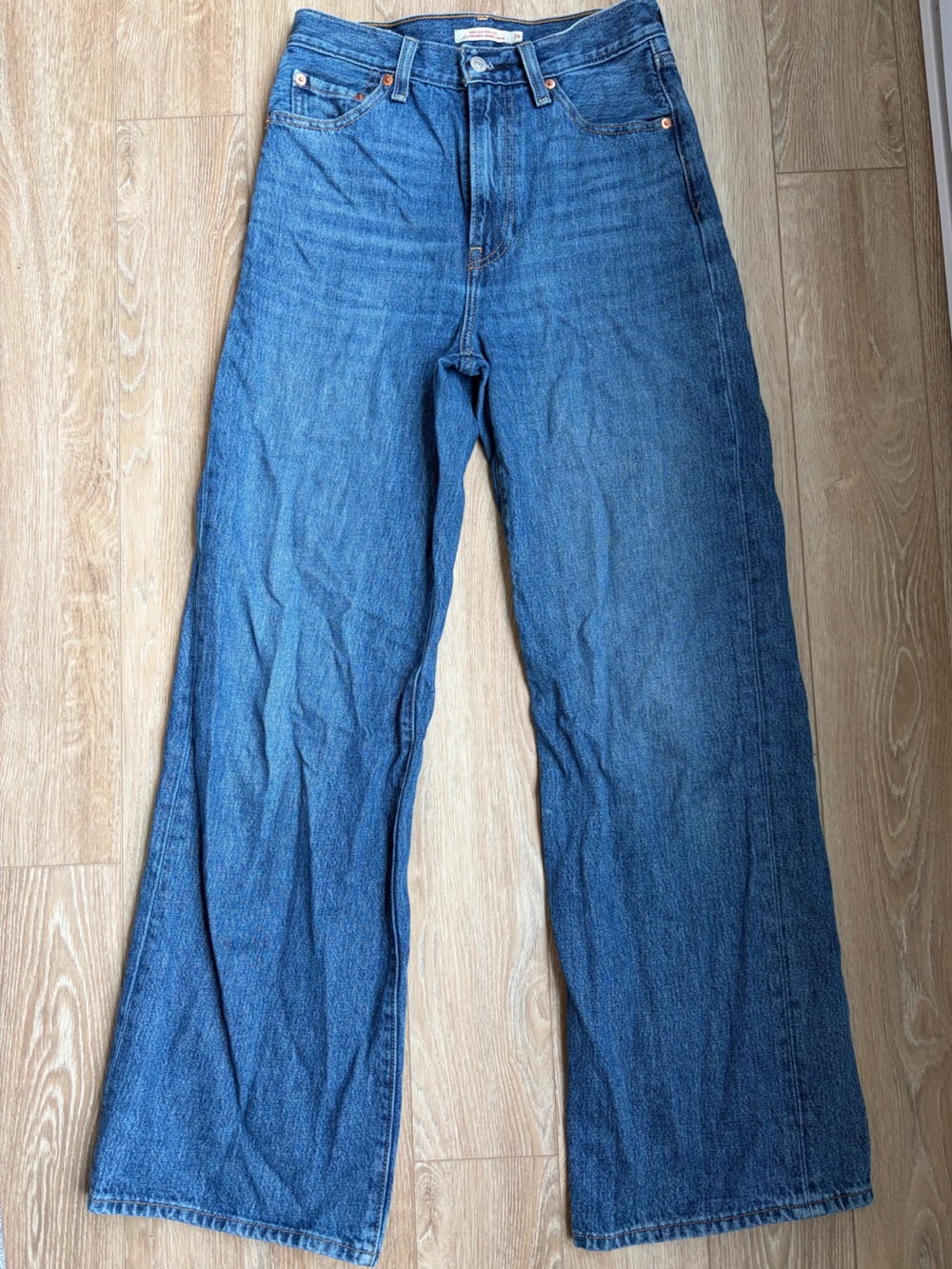 Levi’s Ribcage Wide Leg
